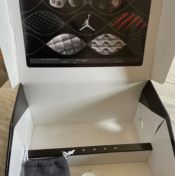 Pre-owned Jordan XX1 - Picture 3 of 6